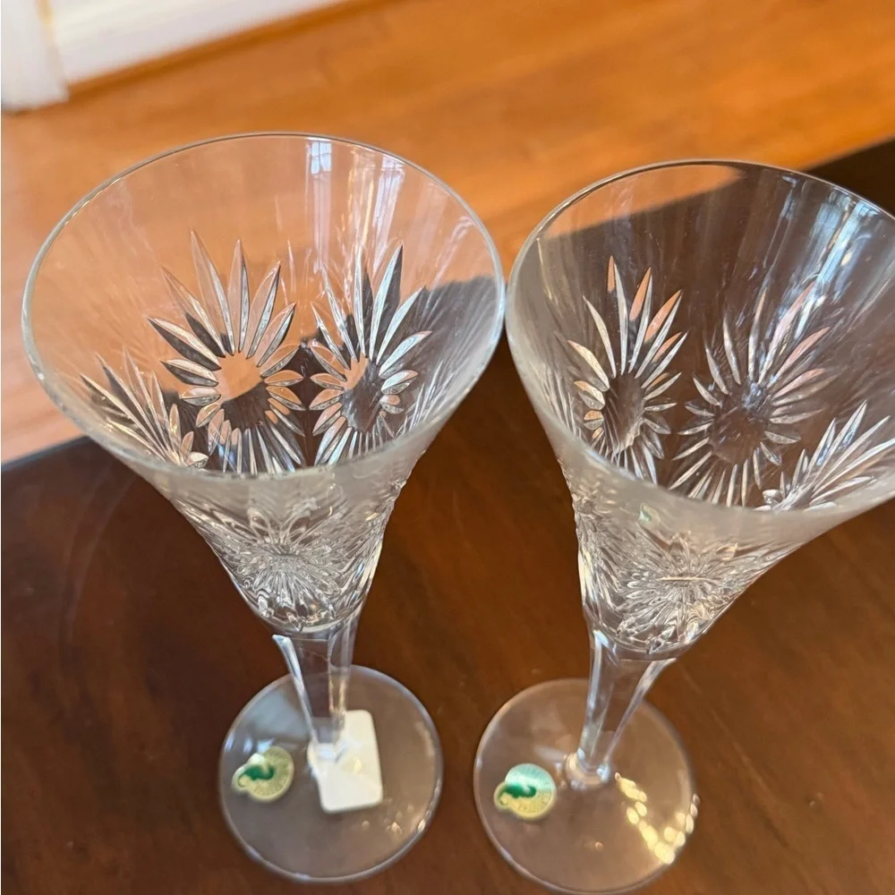 New in box Waterford Crystal champagne Toasting Flute Pair health starburst